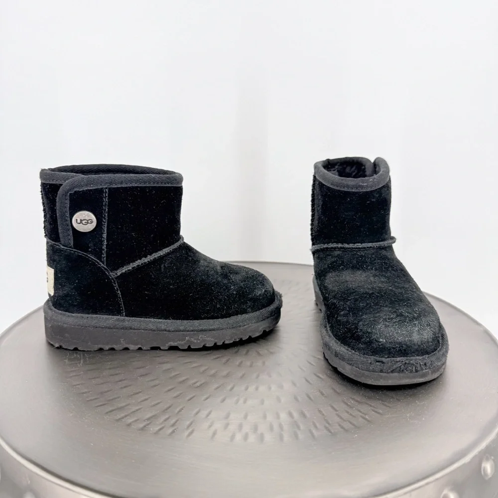 UGG Jona Kids Black Boots